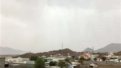 الأرصاد‬⁩: سحب رعدية ممطرة على ⁧‫نجران