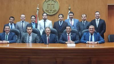 فوز المستشار