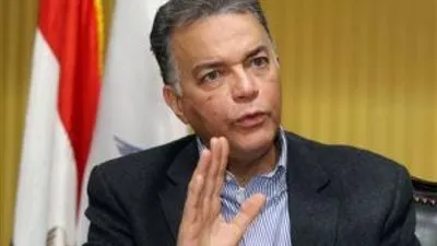 وزير النقل: القيادة السياسية تولي اهتمام كبير بتنمية الصعيد 