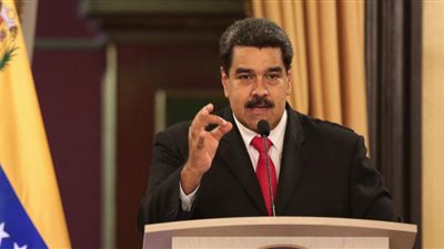 مادورو يعلن قطع العلاقات الدبلوماسية والسياسية مع كولومبيا