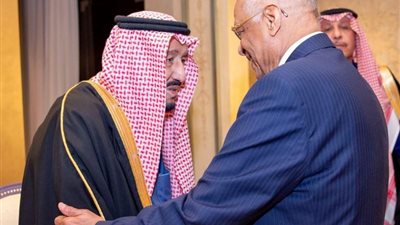 ملك السعودية يستقبل علي عبد العال بمقر إقامته بشرم الشيخ