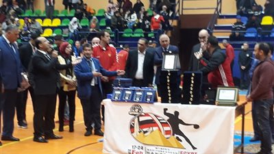 قبيل ختام البطولة.. تكريم رؤساء بعثات الدول المشاركة في المتوسط لكرة اليد للشباب ببورسعيد