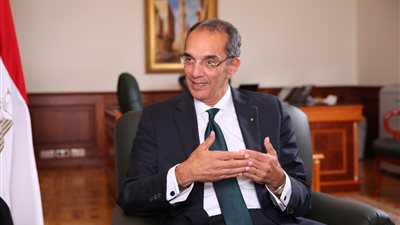  وزير الاتصالات يرأس وفد مصر المشارك في المؤتمر العالمي للهواتف المحمولة ببرشلونة