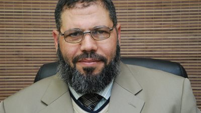 خطيب منصة اعتصام رابعة.. عبد الرحمن البر 