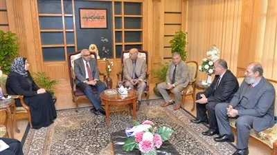 وفد من الهيئة القومية لضمان جودة التعليم في زيارة لكلية طب بيطري المنصورة