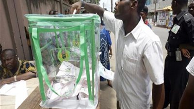 فوز المرشحان الأبرز بالانتخابات الرئاسية في نيجيريا