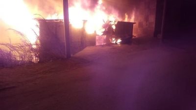 حريق ضخم في سنترال بجوار إسعاف الزرقا بدمياط 