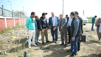 محافظ كفرالشيخ يحذر من عدم تغطية بيارات الصرف الصحي