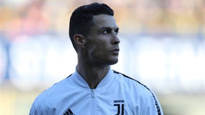 رونالدو يتلقى عرضاً مغرياً للانتقال للدوري الإماراتي