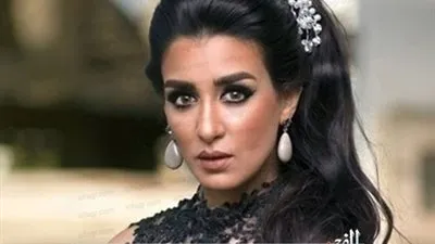 جيهان خليل: فرصة دخولي الفن جاءت من مصر