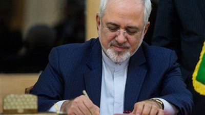 بعد رحيله من منصبه.. معلومات لا تعرفها عن وزير الخارجية الإيراني المستقيل