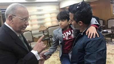 وزير العدل يلتقي 