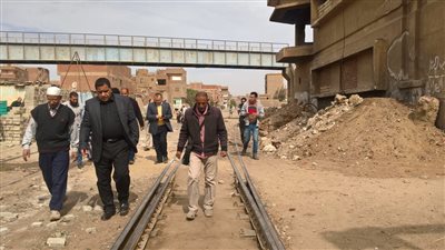 رئيس السكة الحديد يكافئ براد إشارات على خط القاهرة شبين القناطر ٢٣ يوليو