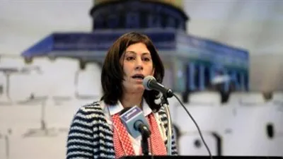 الاحتلال الإسرائيلي يفرج عن القيادية الفلسطينية خالدة جرار
