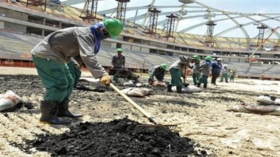 صحيفة هندية تؤكد مقتل عمال هنود في ملاعب قطر