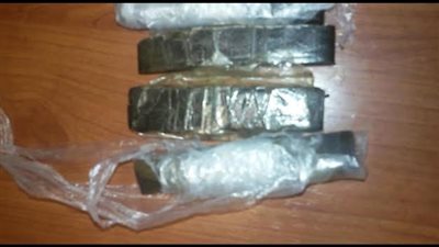 ضبط راكبة بمطار القاهرة وبحوزتها مخدرات قبل سفرها إلى دبي