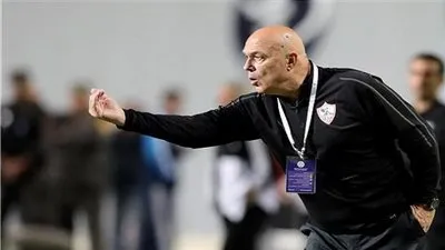 مفاجأة.. رئيس الزمالك يفكر في ضم مدرب جديد لجهاز 
