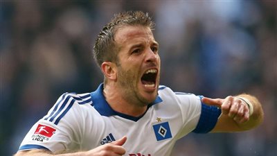 لاعب ريال مدريد السابق يسخر من كلاسيكو 6-2 التاريخي