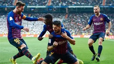 برشلونة يحرق سانتياجو برنابيو بالهدف الثاني في شباك الريال (فيديو)