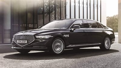 جينيسيس تكشف عن سيارتها 