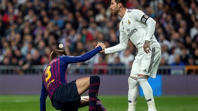 الاتحاد الإسباني يُغير حكم لقاء الكلاسيكو.. تعرف على السبب 