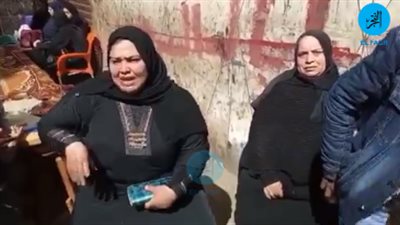 غضب بين الأهالي ضحايا حادث قطار محطة مصر أمام مشرحة زينهم لتأخر خروج جثامين ذويهم