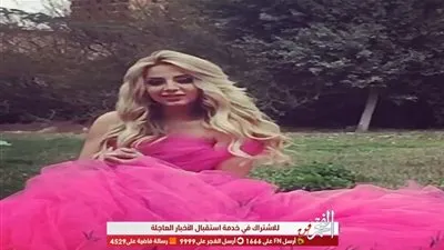مي حلمي تتألق بـ الفوشيا (صور) 