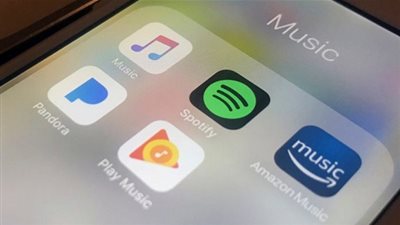 الخدمات الموسيقية تحقق 9.8 مليار دولار في أمريكا خلال 2018