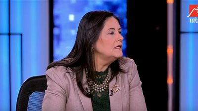 هويدا مصطفى: الحكومة تحركت بشكل سريع لاحتواء أزمة حادث محطة مصر