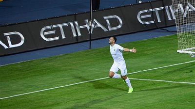 تعليق مثير من فهد العتيبي على هدف السومة العالمي