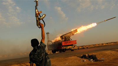 العربية لحقوق الإنسان في ليبيا تدين استخدام الرصاص الحي لتفريق المظاهرات 