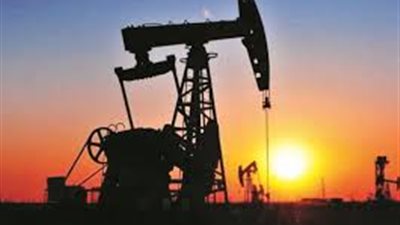 أسعار النفط تهبط 2% بفعل مخاوف في الإمدادت 
