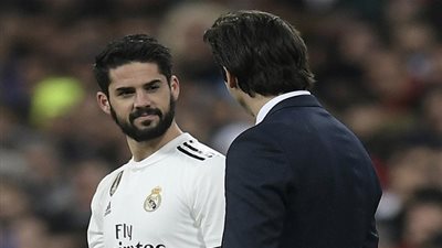 سانتياجو سولاري يصدم نجوم ريال مدريد قبل الكلاسيكو