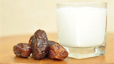 جربي رجيم التمر واللبن لإنقاص الوزن 