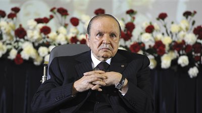 مصدر طبي: حالة الرئيس الجزائري حرجة جدا