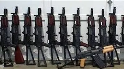 حملة موسعة للأمن العام تضبط 797قطعة سلاح بينها رشاشات وبنادق آلية