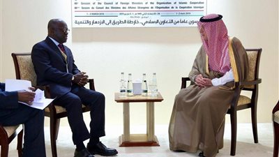 الجبير‬⁩ يبحث المستجدات الإقليمية والدولية مع وزيري خارجيتي المالديف وساحل العاج