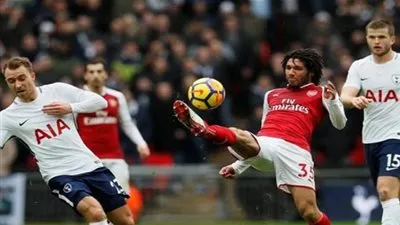 محمد النني خارج قائمة أرسنال في ديربي لندن 