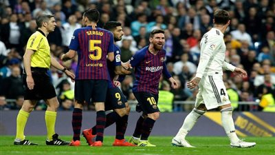كلاسيكو الأرض.. صور مباراة برشلونة وريال مدريد في الدوري الإسباني