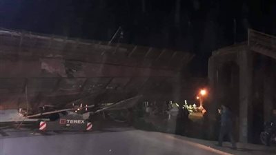 محافظ القليوبية ومدير الأمن يتوجهان لموقع حادث انهيار كوبري 