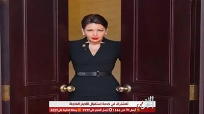 إطلالة رائعة لـ لقاء الخميسي بالأسود والتركواز  (صور) 