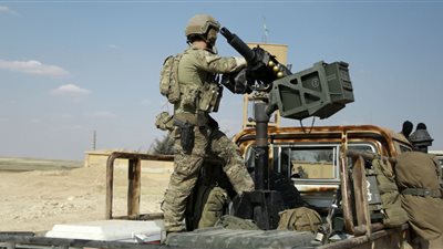 قيادي بقوات سوريا الديمقراطية: نبطئ الهجوم على داعش لحماية المدنيين