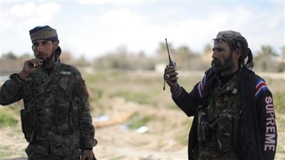 سوريا.. تفجير انتحاري يقتل 3 وجهاء وعنصرا من قسد بالرقة