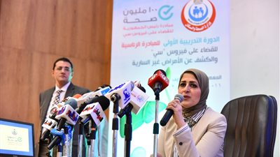 وزيرة الصحة: الدقهلية تتجاوز المستهدف اليومي من مسح فيروس سي