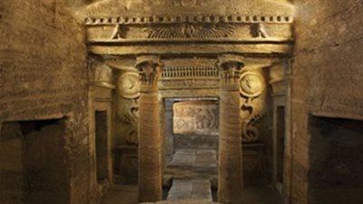 بتكلفة 100 مليون جنيه.. القصة الكاملة حول مقبرة كوم الشقافة في الإسكندرية