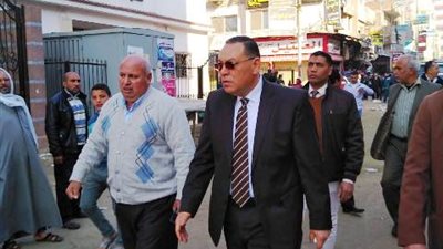 محافظ الشرقية يأمر بتطهير مصرف 