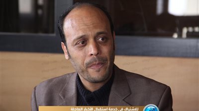 حازم حسني في زيارة لأسرة 