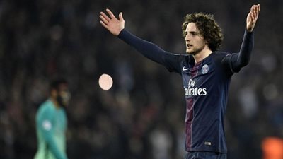 هدف برشلونة يقترب من الإلتحاق بالدوري الإنجليزي