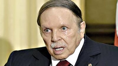 شقيق بوتفليقة يظهر في المستشفى بجنيف