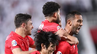 الدحيل القطري يسحق الاستقلال الإيراني بالثلاثة في دوري أبطال آسيا